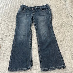 Maurices size 18 long curvy jeans.